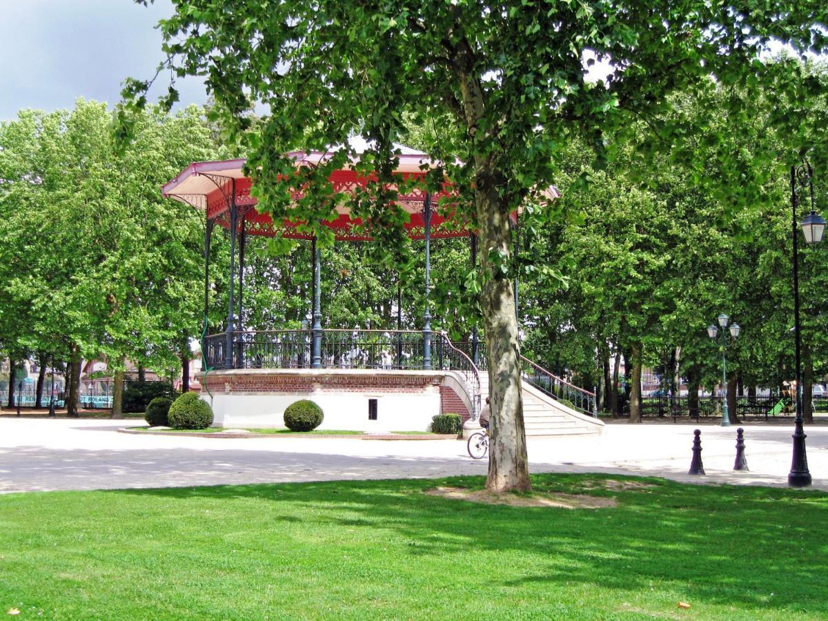 Spacious Quentoinise Town House 圣康坦 外观 照片